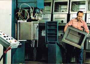 MAYBAUM Schweißmaschine für Backröhren um 1972
